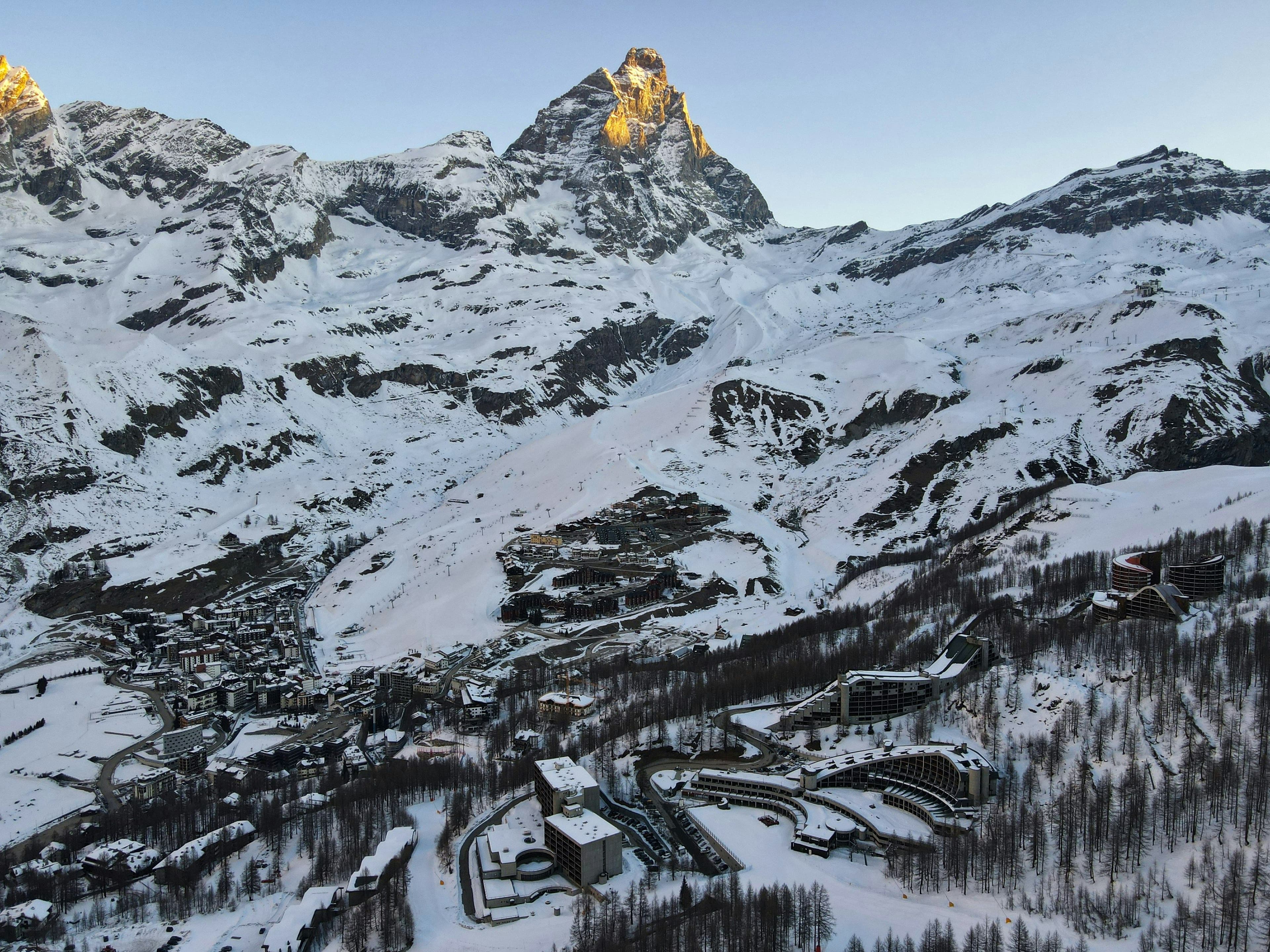 Europe Snow Report May 8: Cervinia Impresses