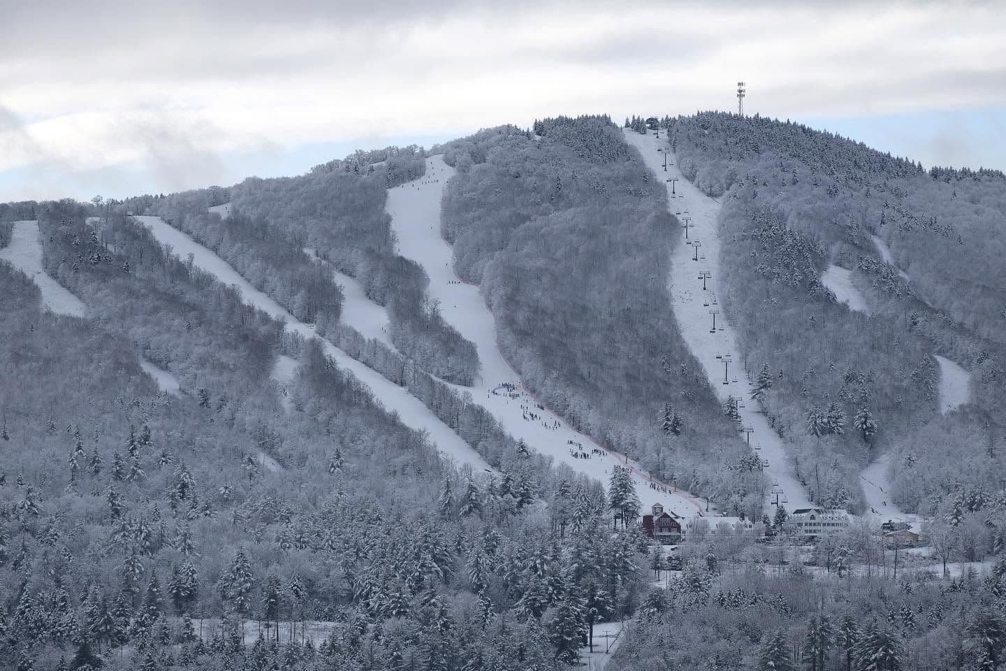 Ragged Mountain Resort