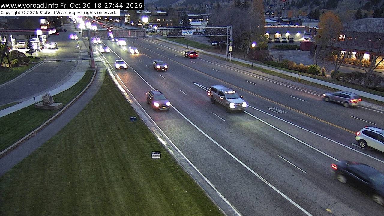 US 89 / WYO 22 Junction — Southbound Broadway road camera